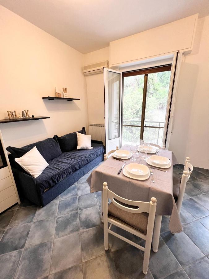 A 5 Minuti Dal Mare - Dolphin Beach House Spotorno Luaran gambar