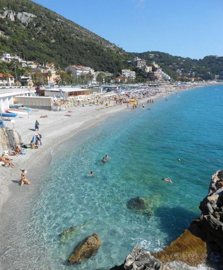 A 5 Minuti Dal Mare - Dolphin Beach House Spotorno Luaran gambar