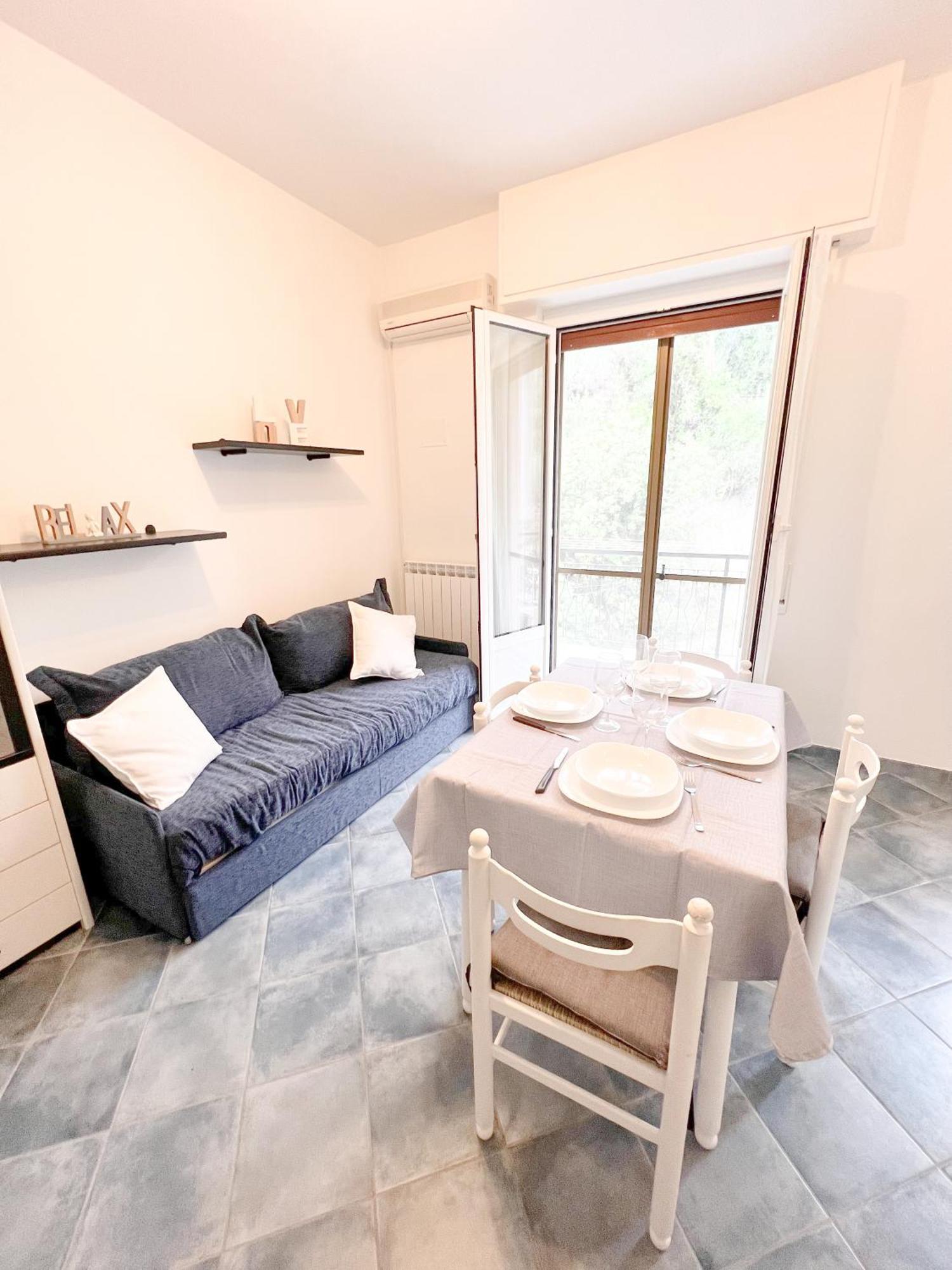 A 5 Minuti Dal Mare - Dolphin Beach House Spotorno Luaran gambar